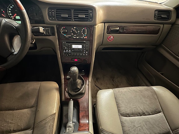 Volvo S70 12 of 16