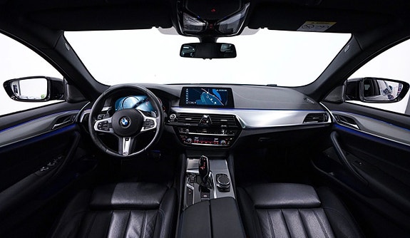 BMW 530i 4 of 16