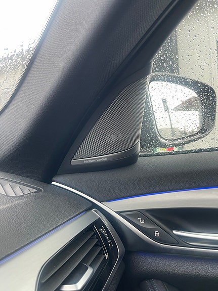BMW 530i 10 of 16