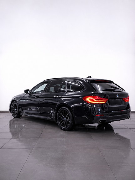 BMW 530i 2 of 16