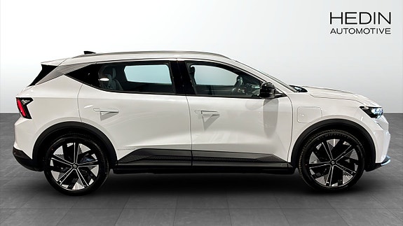 Renault Scenic E-Tech 4 of 5