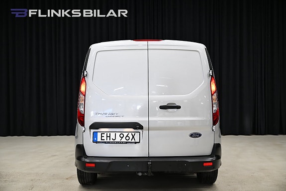 Ford Transit Connect 10 of 26