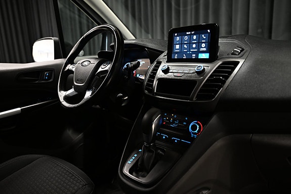 Ford Transit Connect 25 of 26