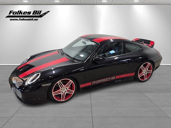 Porsche 911 Carrera 4S 7 of 28