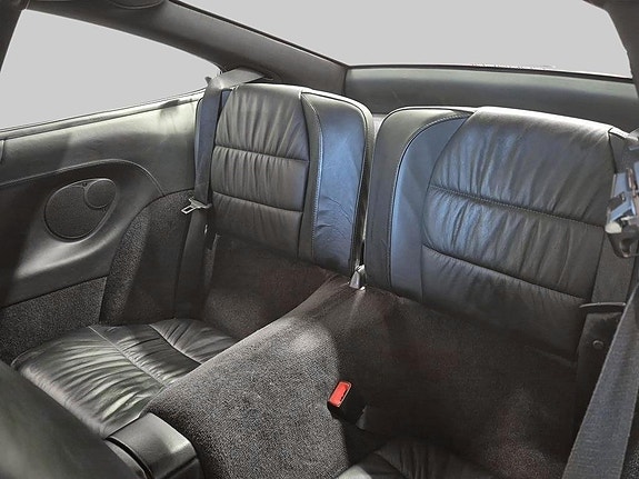 Porsche 911 Carrera 4S 21 of 28