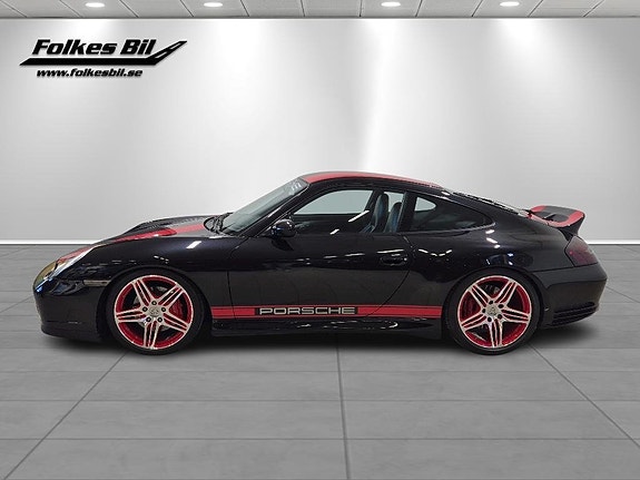 Porsche 911 Carrera 4S 6 of 28