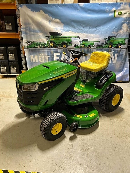 John Deere X107 rotormaskin