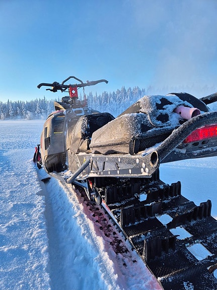 Arctic Cat M8000 Hardcore Alpha One 165" 3 of 5