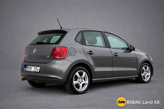 Volkswagen Polo 8 of 16