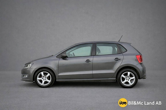 Volkswagen Polo 2 of 5