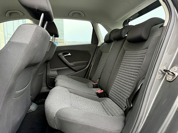 Volkswagen Polo 16 of 16