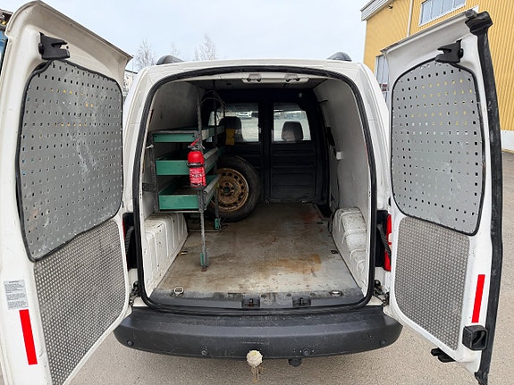 Volkswagen Caddy Maxi 5 of 5