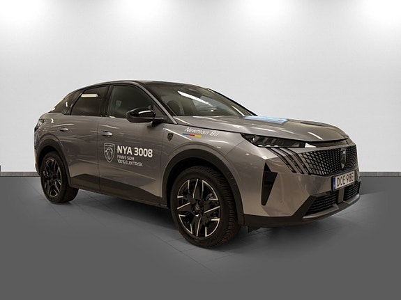Peugeot 3008 3 of 5