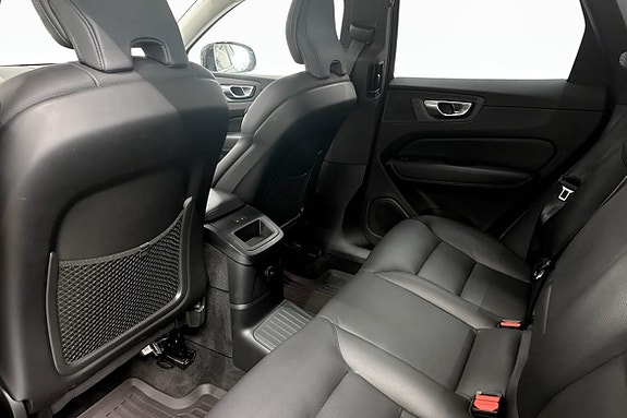 Volvo XC60 8 of 9