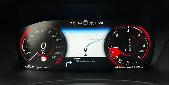 Volvo V90 15 of 29