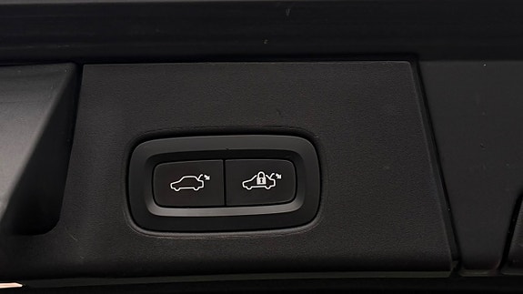 Volvo V90 26 of 29