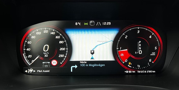 Volvo V90 13 of 29