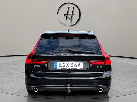 Volvo V90 4 of 29