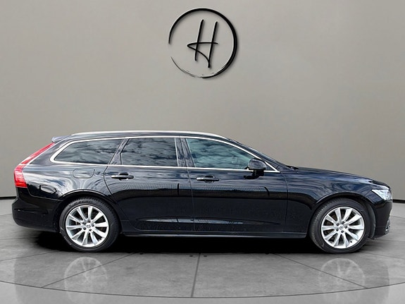 Volvo V90 7 of 29