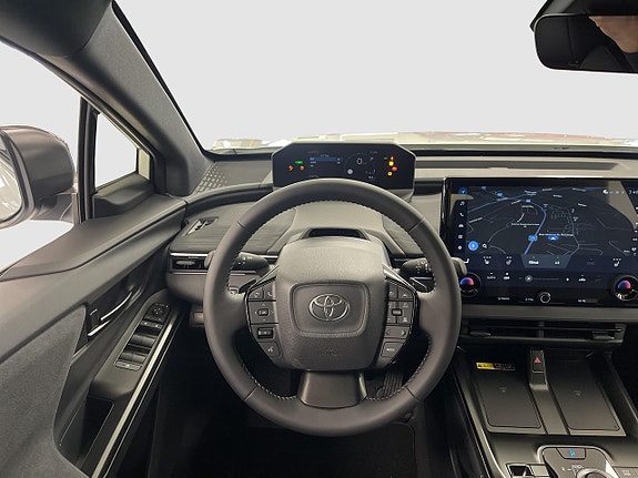 Toyota C-HR+ 10 of 18