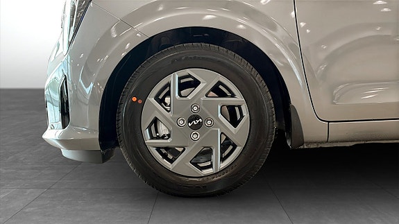 Kia Picanto 4 of 10