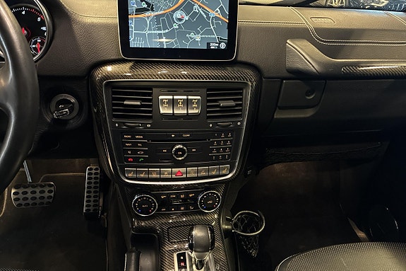 Mercedes-Benz G350 22 of 24