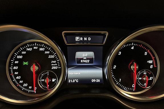 Mercedes-Benz G350 13 of 24