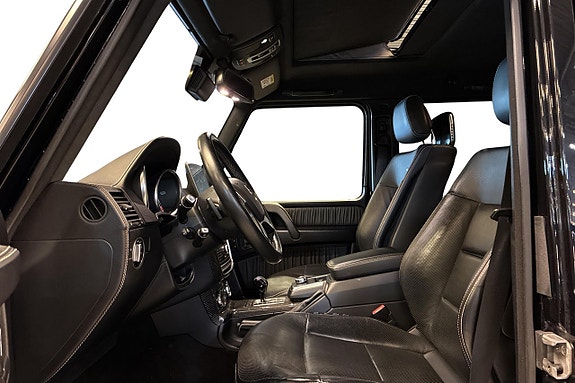 Mercedes-Benz G350 23 of 24