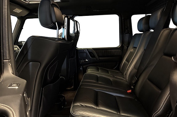Mercedes-Benz G350 18 of 24