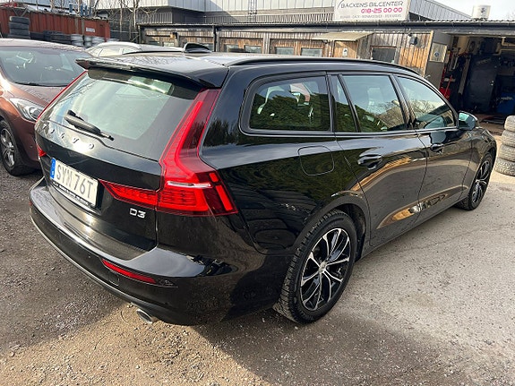Volvo V60 4 of 10