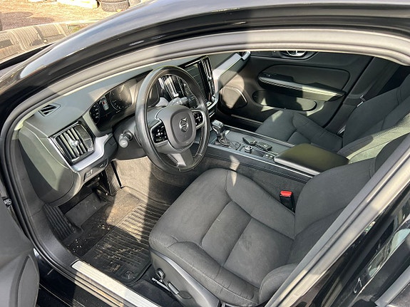 Volvo V60 10 of 10
