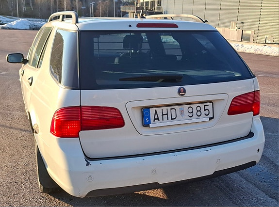 Saab 9-5 4 of 8