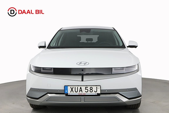 Hyundai Ioniq 5 2 of 5