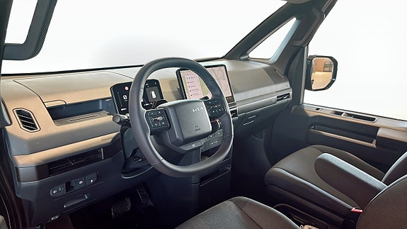 Kia PV5 11 of 14