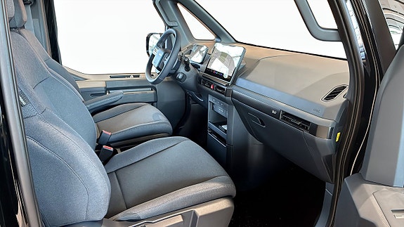 Kia PV5 3 of 14