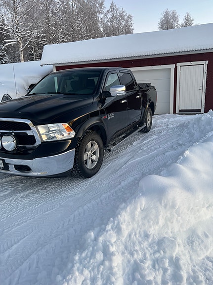 RAM 1500 4 of 5