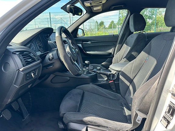 BMW 118i 6 of 13
