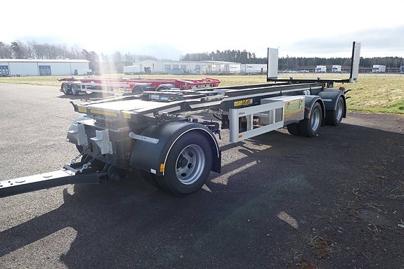 Kilafors Omgående leverans 3axl Lavett Tipp