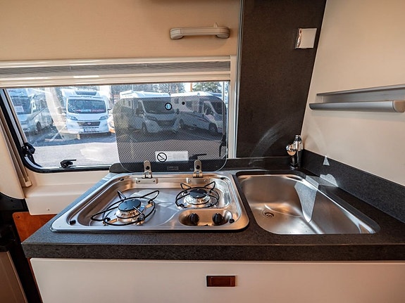 Malibu Carthago MALIBU VAN 600 Charming COUPE *Automat *Solceller 7 of 22
