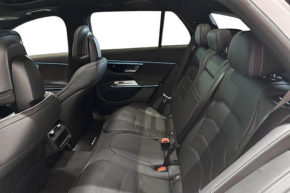 Mercedes-Benz E300 de 9 of 18