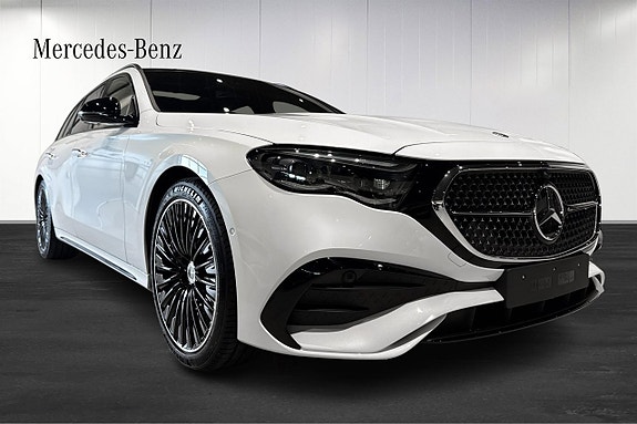 Mercedes-Benz E300 de 2 of 18