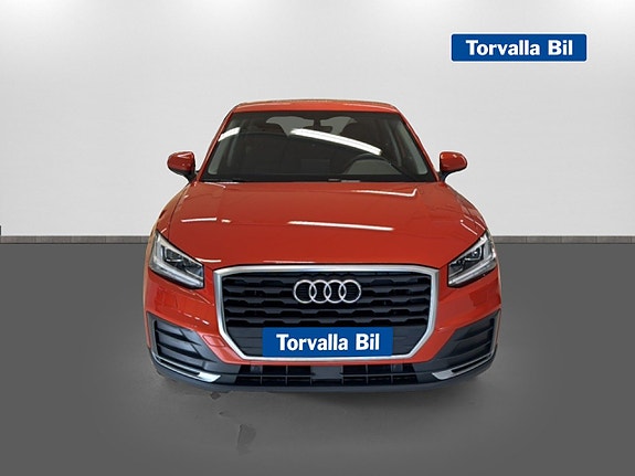 Audi Q2 2 of 5