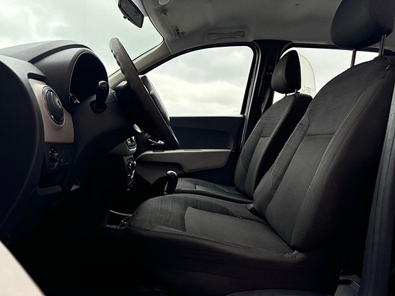 Dacia Lodgy 17 of 23
