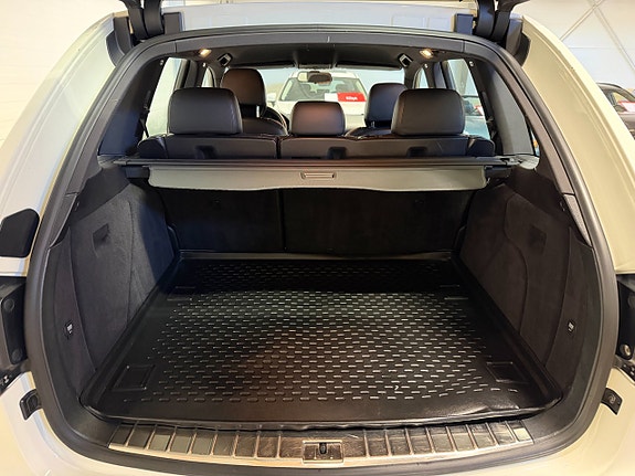 Porsche Cayenne 10 of 20