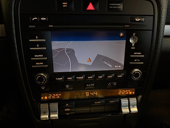 Porsche Cayenne 19 of 20