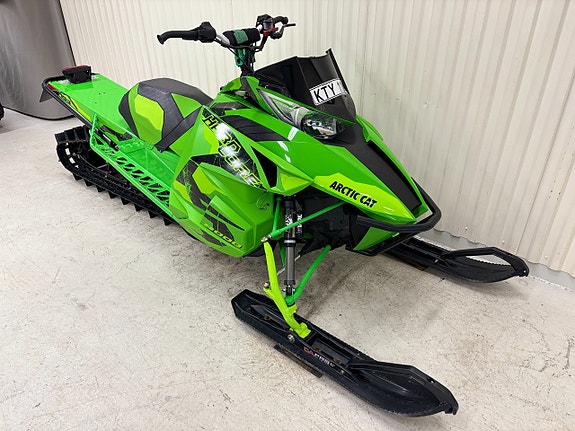 Arctic Cat M 8000 Hardcore 153" 2 of 5