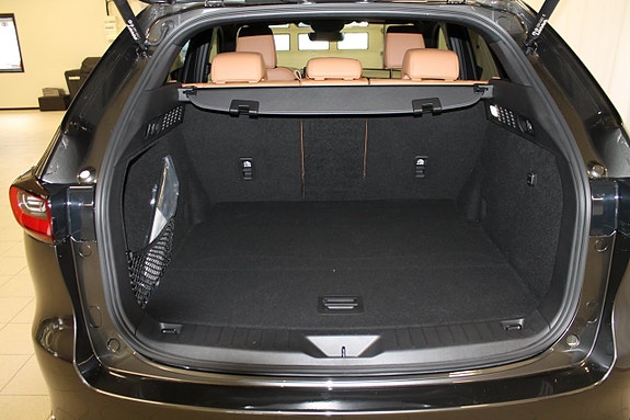 Mazda CX-60 4 of 5