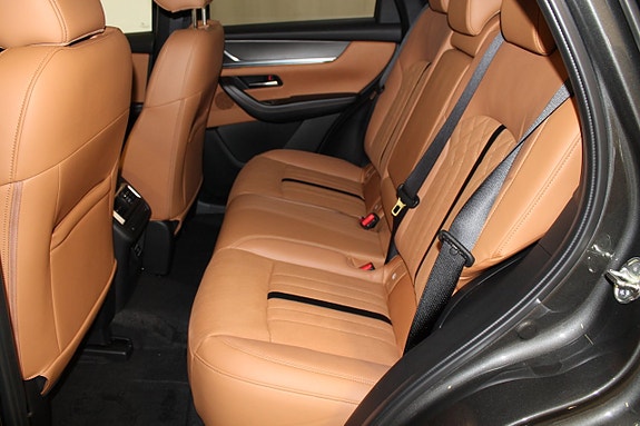 Mazda CX-60 5 of 5