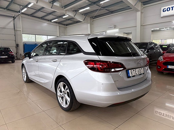 Opel Astra 9 of 27