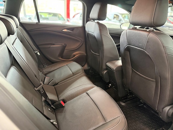 Opel Astra 15 of 27